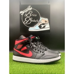 Jordan 1 Retro mid Black...